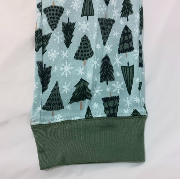 3/10 Lauren Conrad Trees Snowflakes PJ Lounge Pants XL - Picture 2 of 6